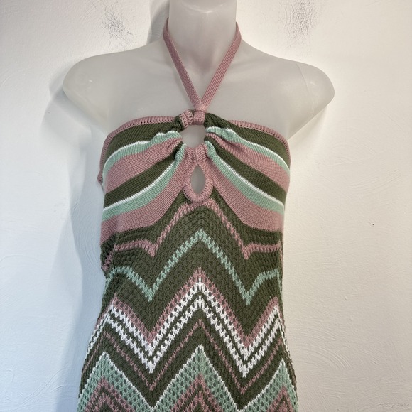 Almost Famous Women's Knit Crochet Dress Green/Pink Chevron Pattern Cover Up - Picture 4 of 4